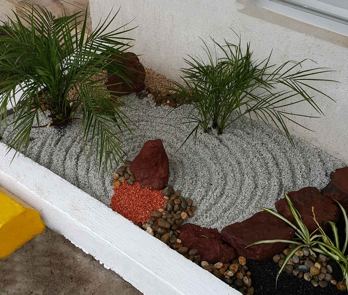 JARDINES DE INTERIOR