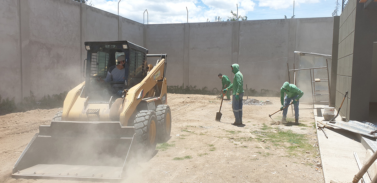 CONSTRUCCIÓN DE JARDINES